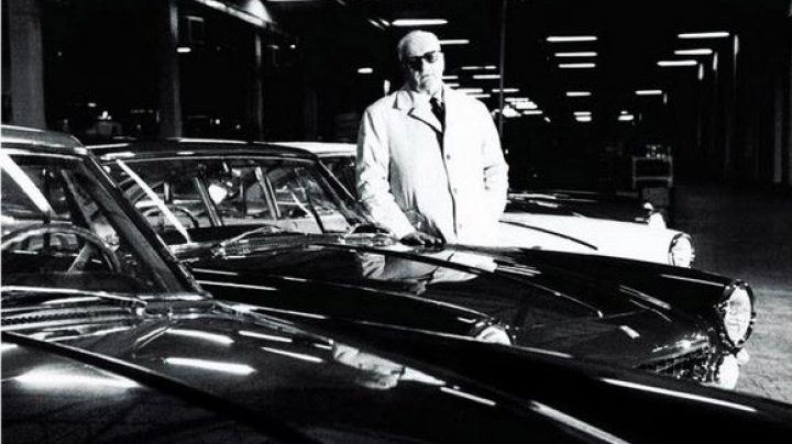Enzo Ferrari, en la factoría de Maranello, en una imagen de la década de los 60.