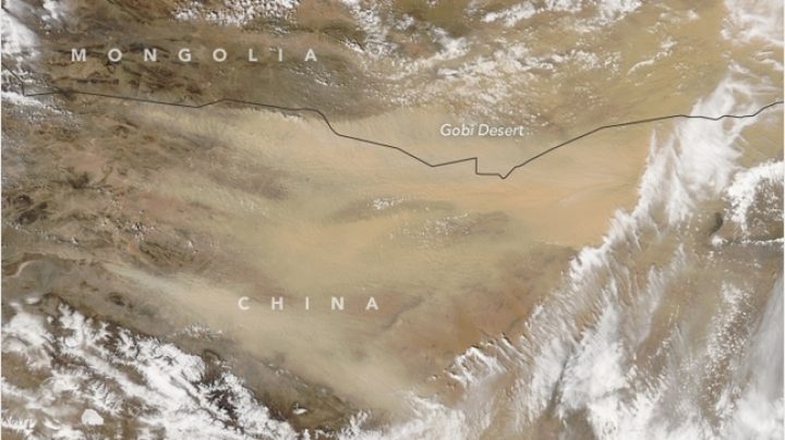 Tormenta de arena sobre China en mayo 2017