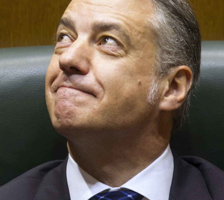 Urkullu cierra un principio de acuerdo con Podemos para aprobar sus presupuestos