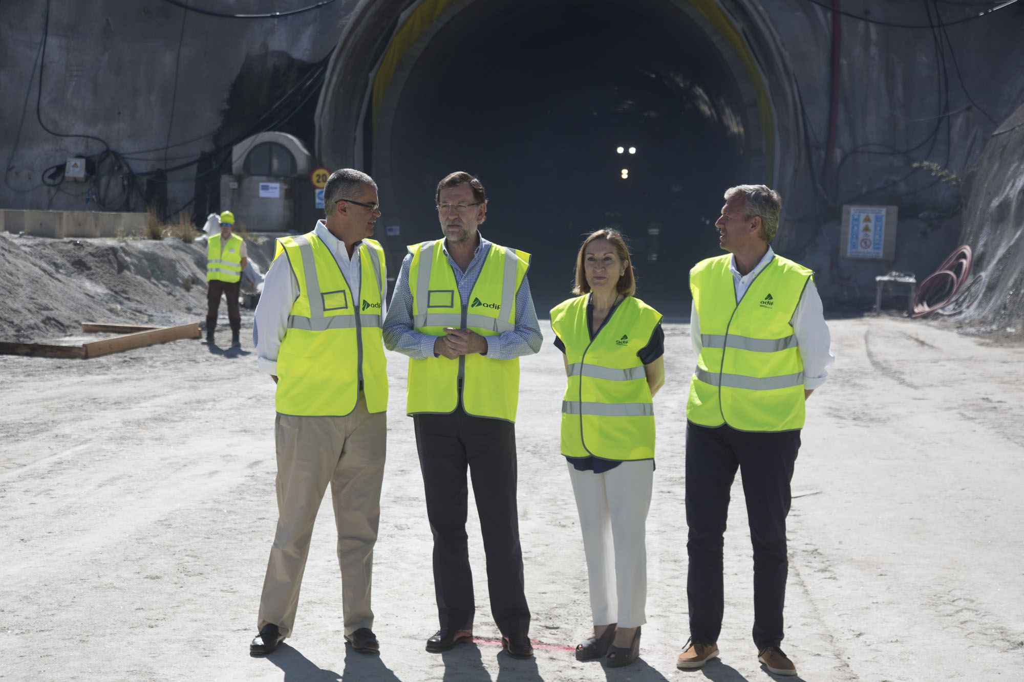 El AVE a Galicia y País Vasco se queda fuera de la campaña por el retraso de las obras