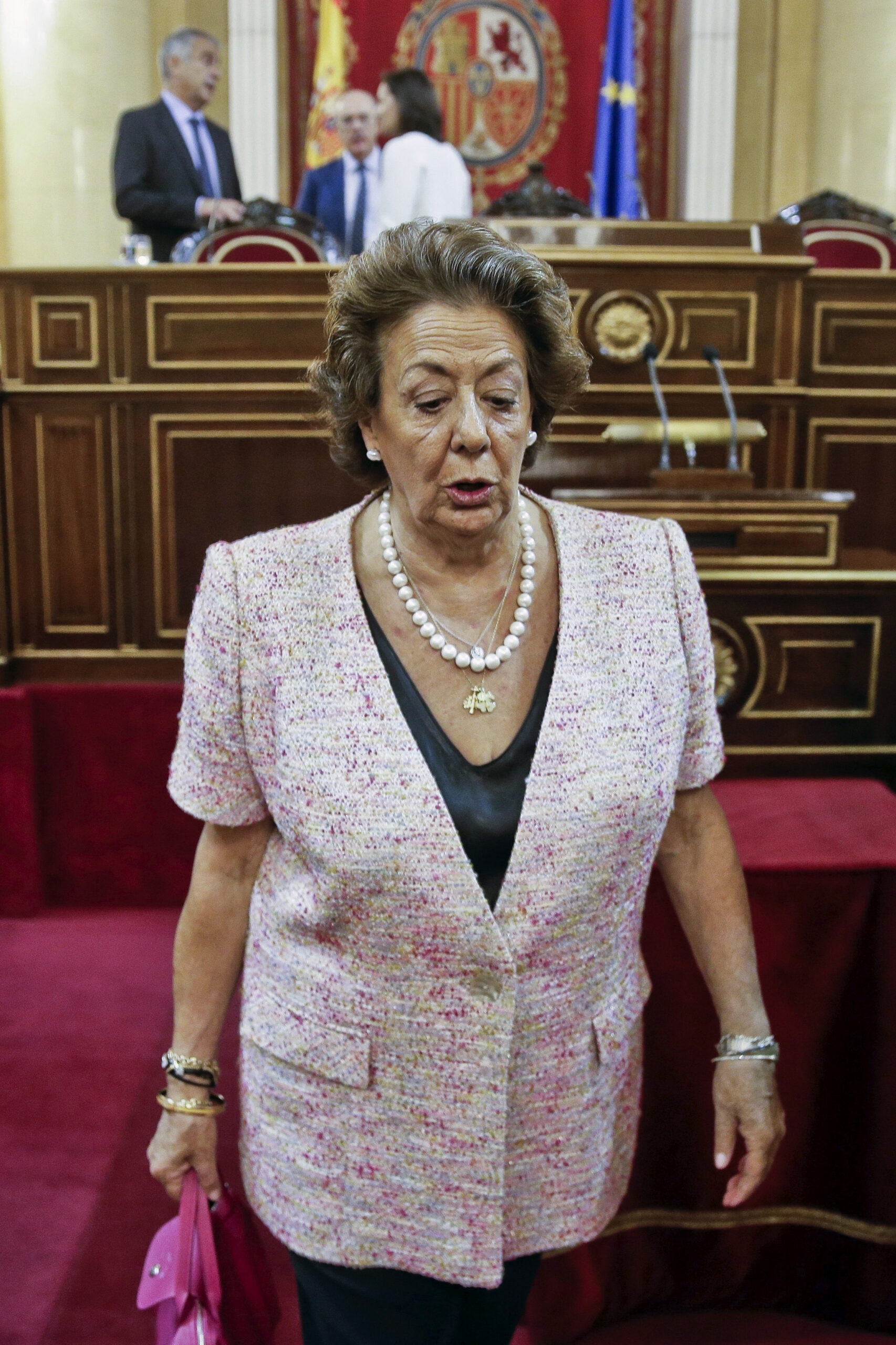 El PP del Senado pide ahora, con Barberá en el Mixto, el fin de los aforamientos