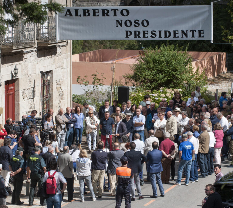 Los dos mundos que explican el aguante de Feijóo en Galicia