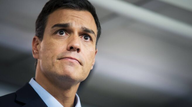 Pedro Sánchez niega toda posibilidad de dimitir y se pone en manos de la militancia
