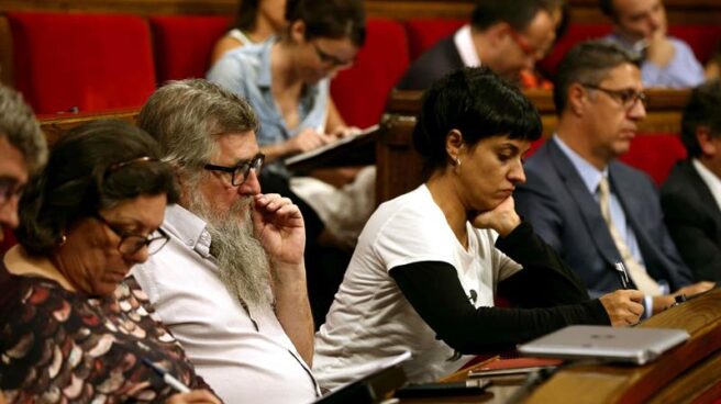 636106799277994953w Los miembros de la CUP en el Parlament, con Anna Gabriel a la derecha.