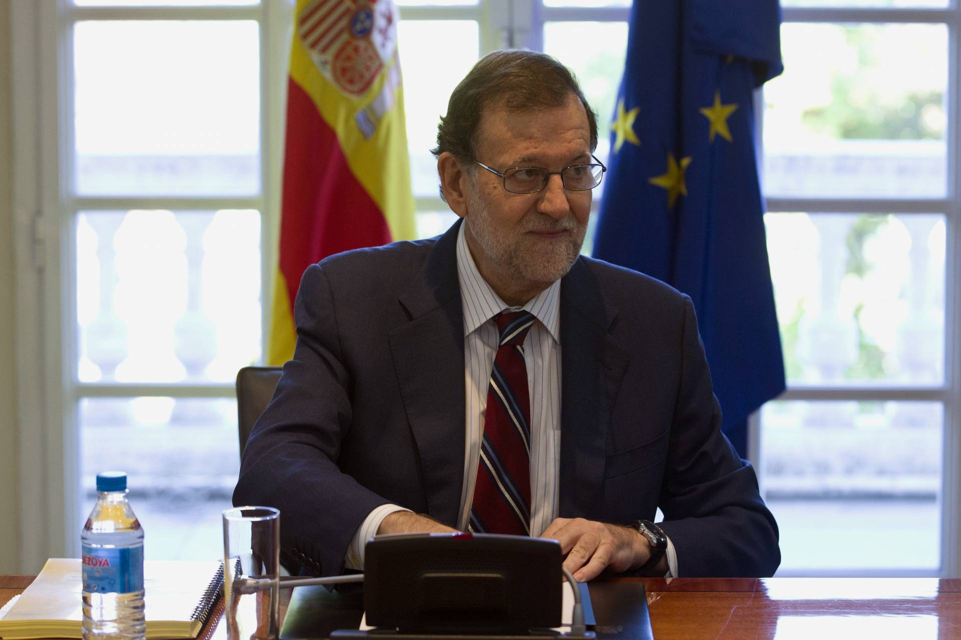 Rajoy presiona: o posición clara por la abstención o dirá al Rey que no tiene apoyos