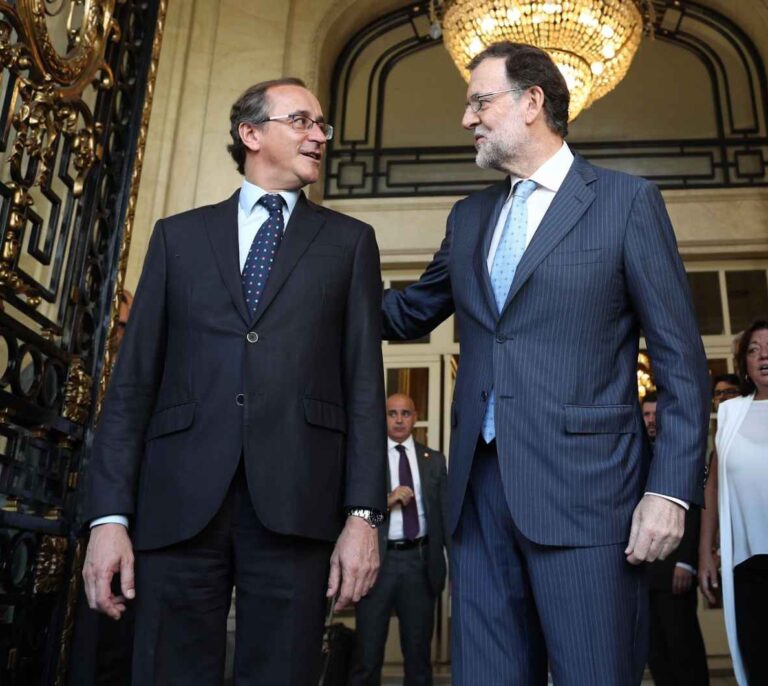 Alonso amenaza al PNV con dejarle sin el voto del PP para sacar los presupuestos vascos