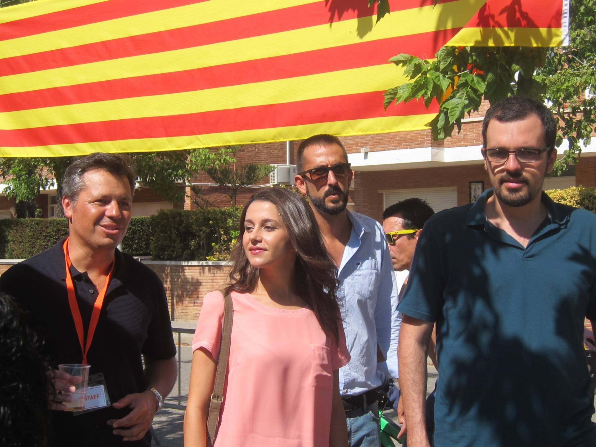 Arrimadas: Puigdemont plantea el referéndum porque "sabe que no puede avanzar"