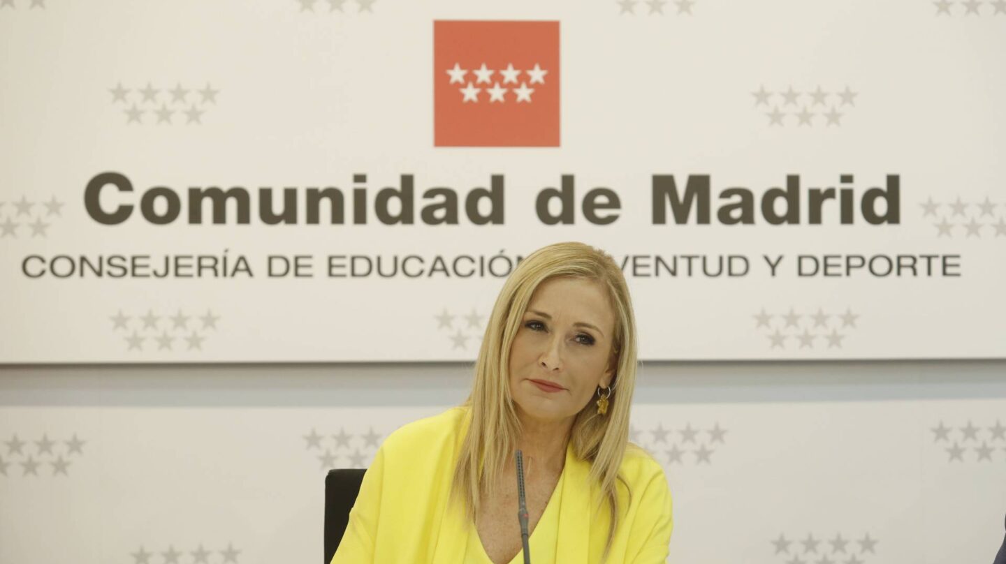 La presidenta de la Comunidad de Madrid, Cristina Cifuentes, en una comparecencia pública.
