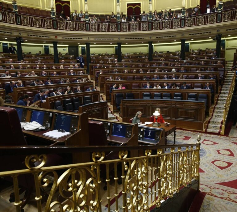 Los 350 diputados del Congreso tienen a su servicio a 321 asesores