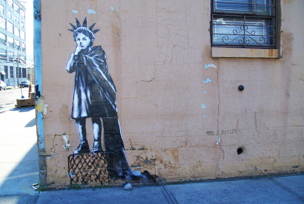 ESTATUA BANSKY