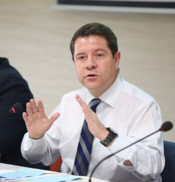 Page señala que los vídeos del Comité Federal de 2016 "solo lo [...]