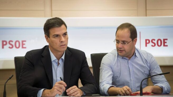 Pedro Sánchez y César Luena, el lunes en Ferraz.