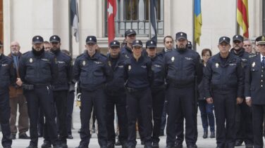 Montoro garantiza la equiparación de las nóminas de todos los policías en tres años
