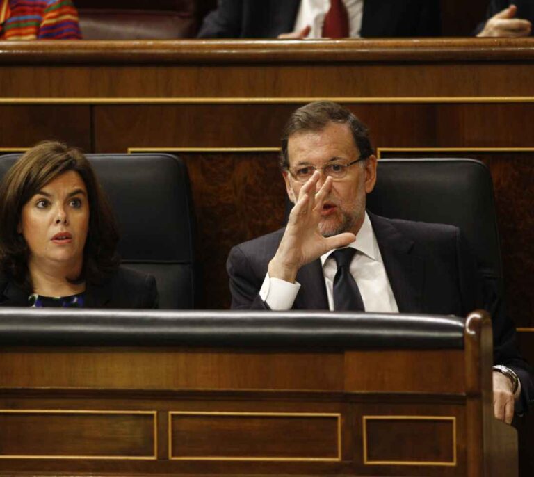 Urnas contra misales: Moncloa cree que la Generalitat intenta tapar el escándalo Pujol