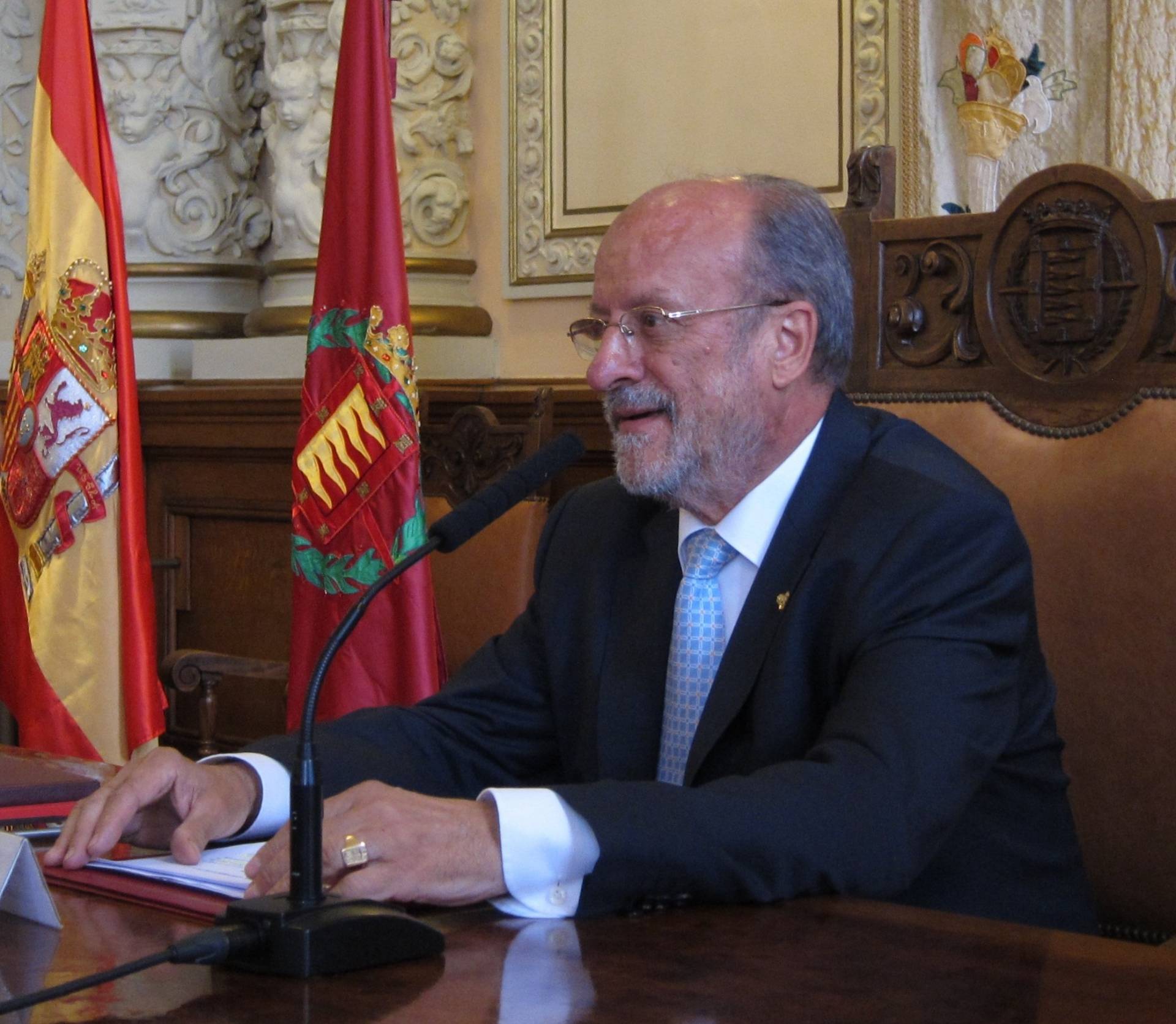 Absuelto de tres delitos de prevaricación el ex alcalde de Valladolid