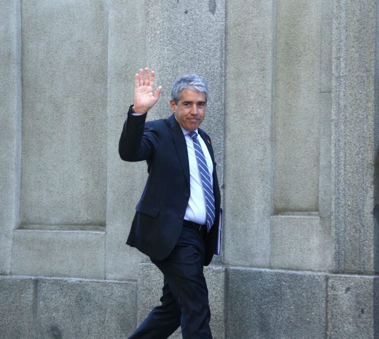 Francesc Homs: "Catalá cree que los catalanes somos tontos"