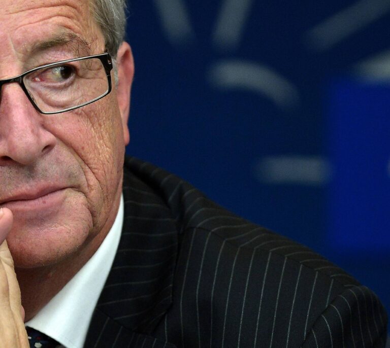 Bruselas censura la actuación policial el 1-O aunque tacha de ilegal el referéndum