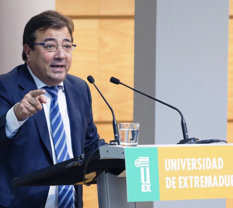 Vara avisa al Gobierno que Cáceres “va a petar” mañana por un tren digno