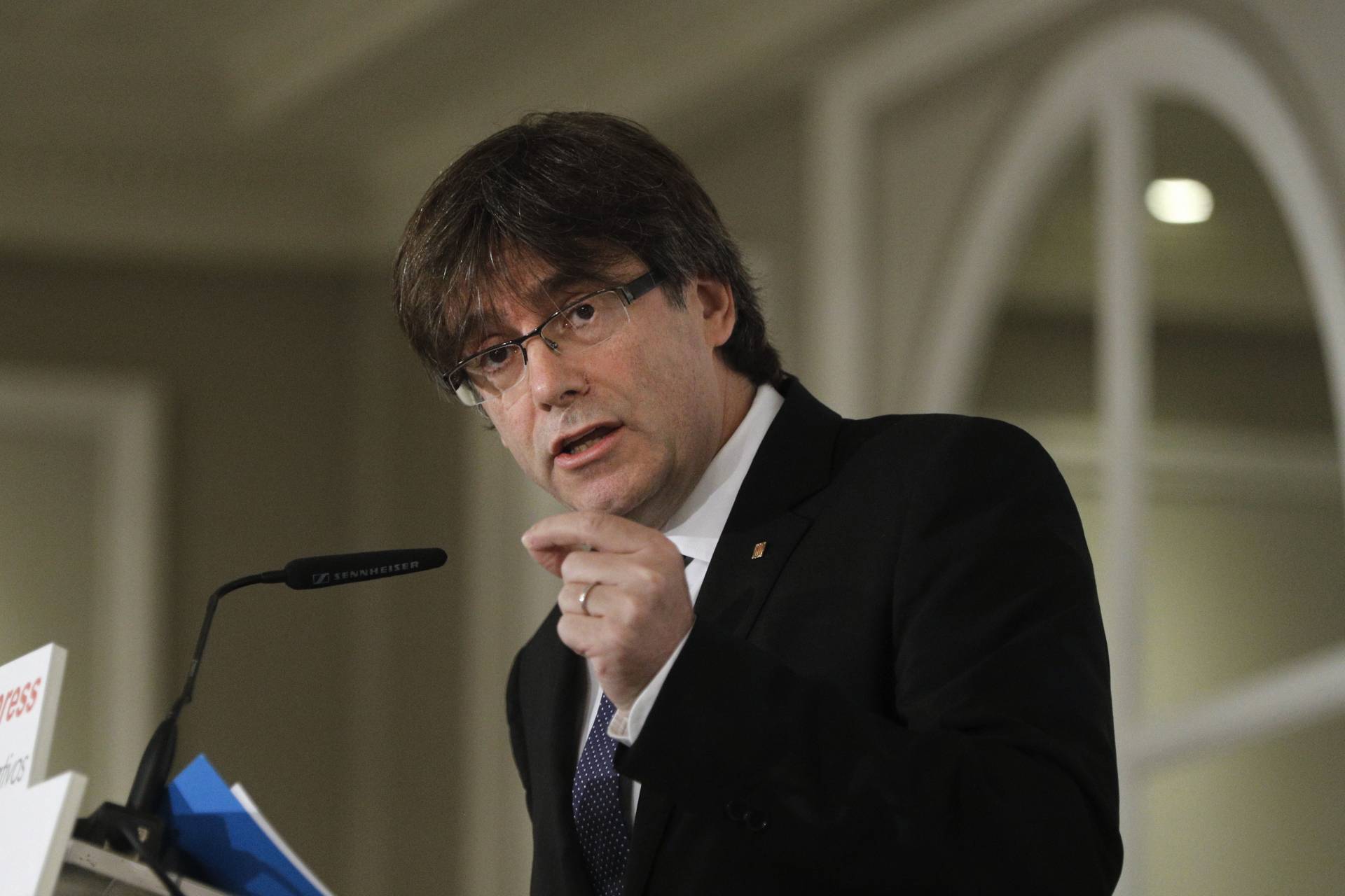 Puigdemont insta al Estado a pactar la fecha y la pregunta del referéndum