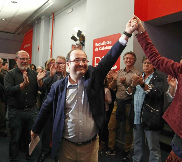 Con Miquel Iceta gana el aparato pero se mantendrá el "no" a Rajoy