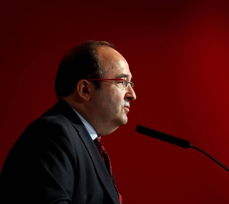 La Gestora advierte a Iceta de que no pemitirá el 'no' colectivo del PSC