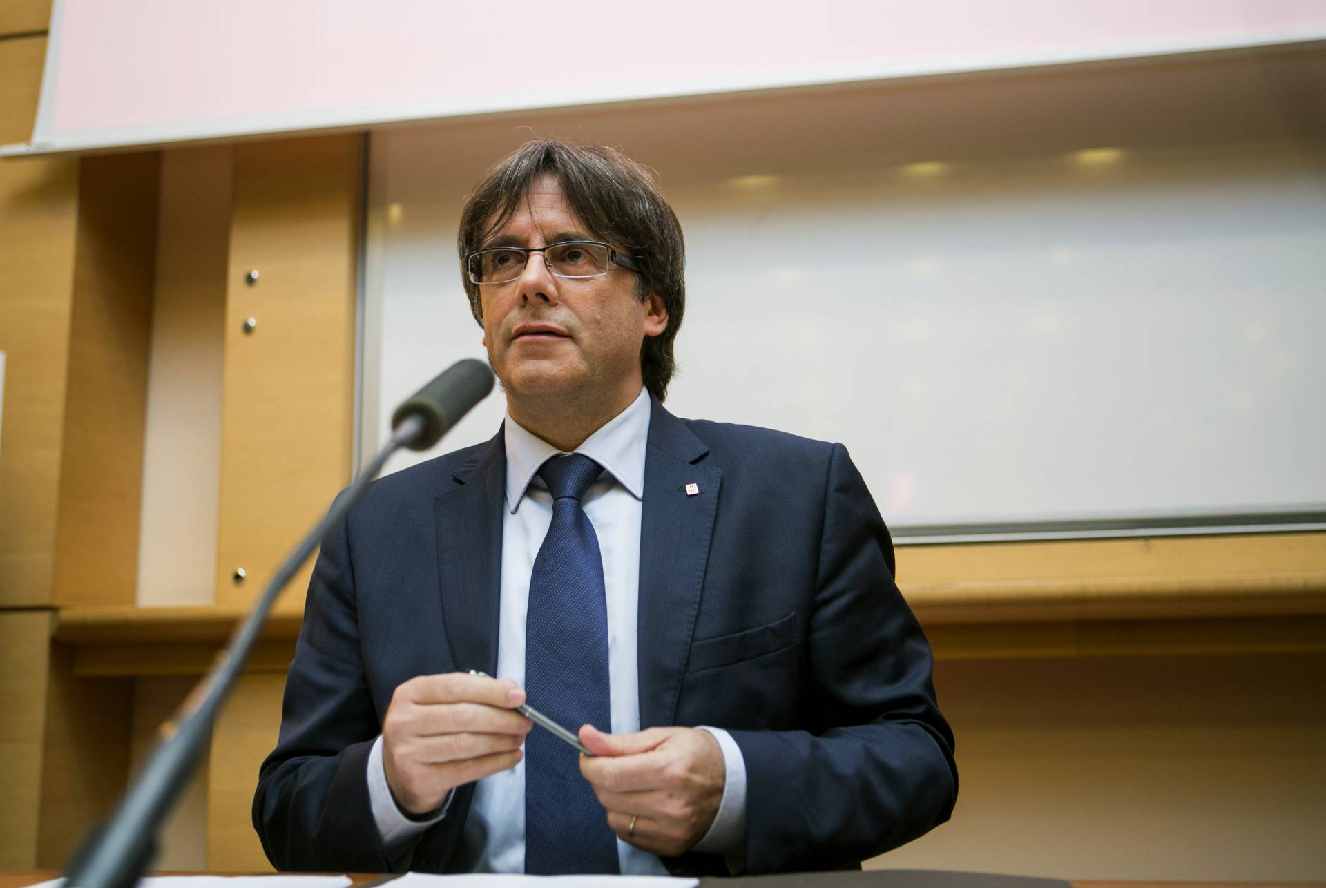 El PSC pide explicaciones sobre un acto de Puigdemont convocado por eurodiputados