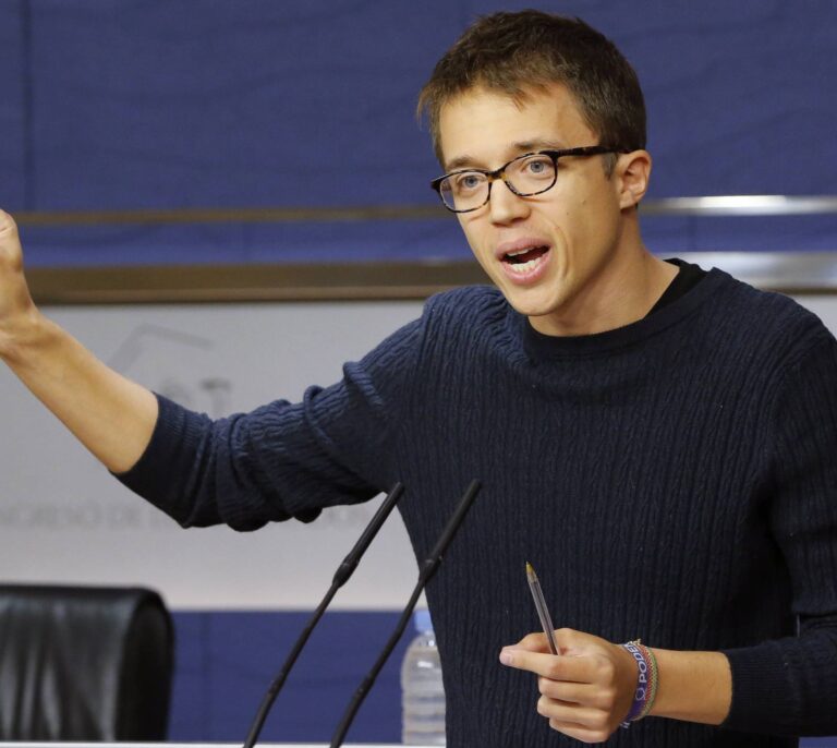 Errejón defiende el referéndum unilateral en Cataluña