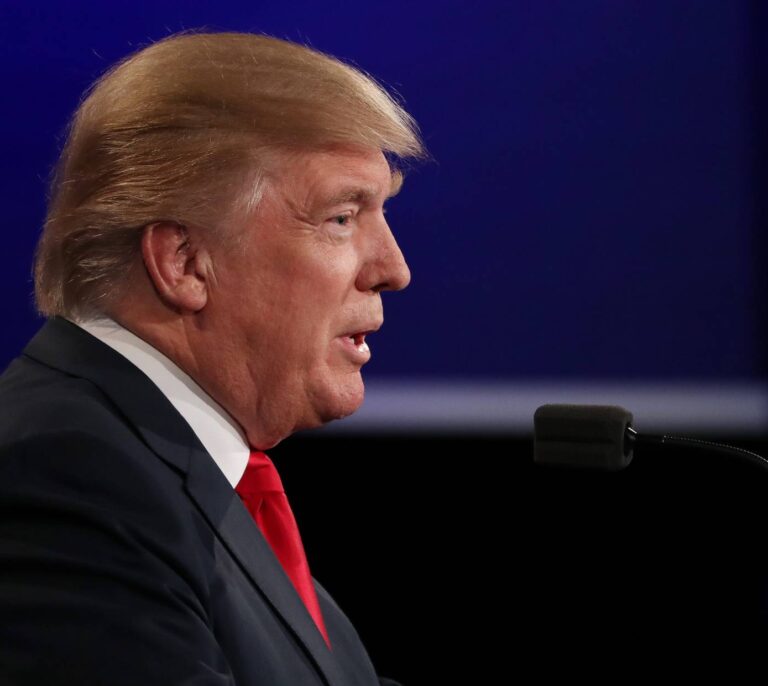 Trump rememora ante Rajoy su visita a Barcelona, una ciudad "magnífica"