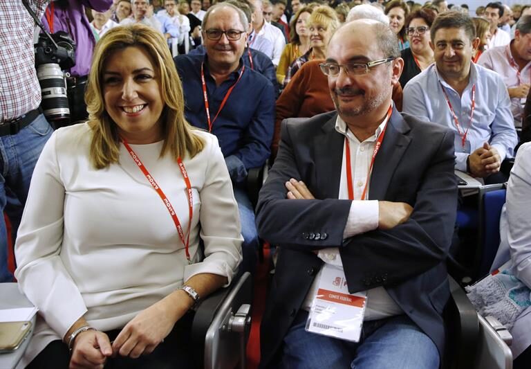 Sánchez no se abstendrá y estudia amparar su 'no' en la Constitución