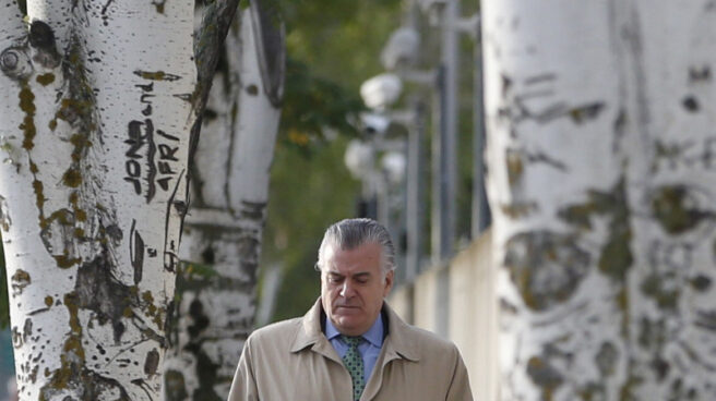 Luis Bárcenas se dirige a la Audiencia en el juicio de Gürtel. Luis Bárcenas se dirige a la Audiencia en el juicio de Gürtel.