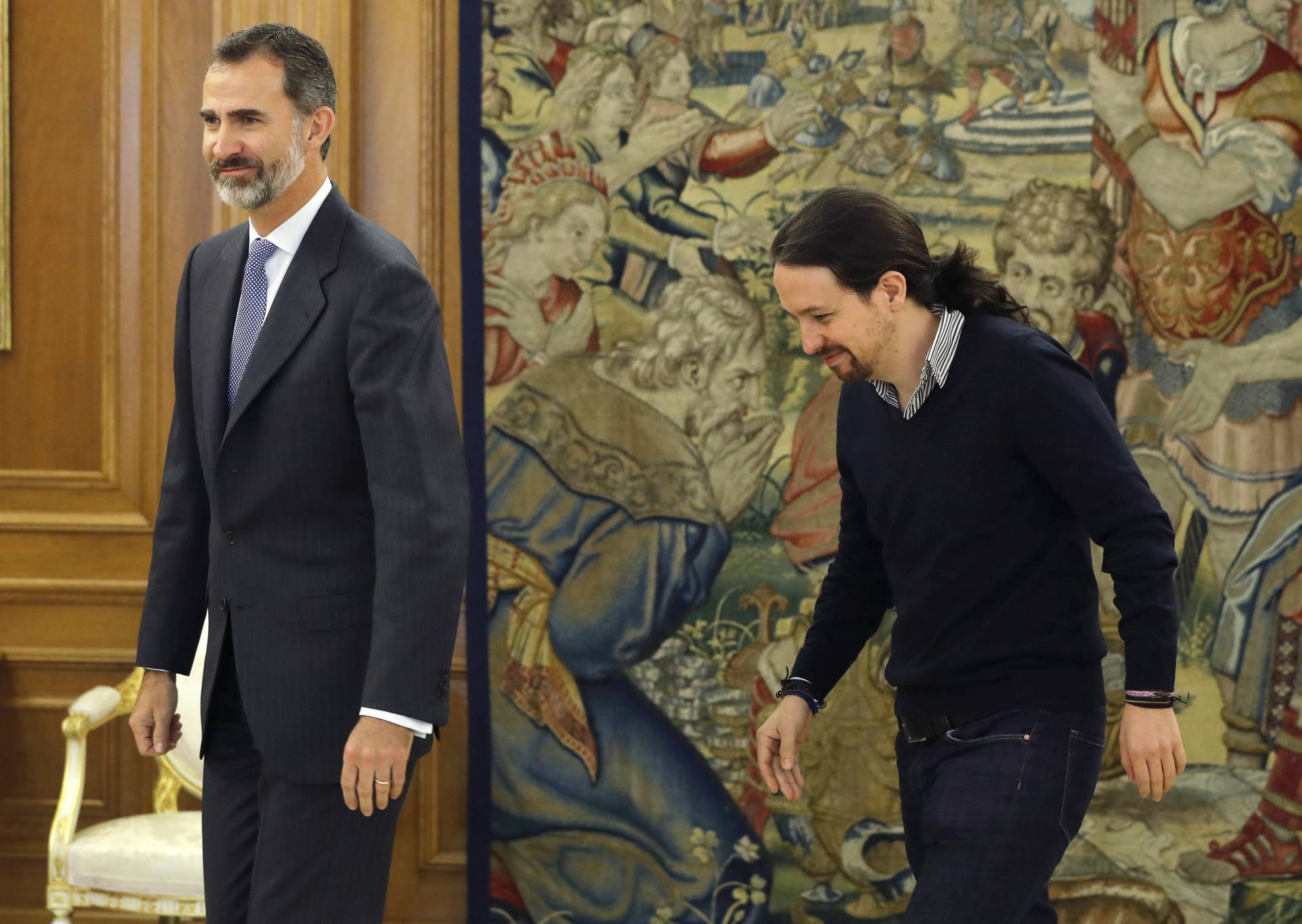 El Rey Felipe VI y Pablo Iglesias