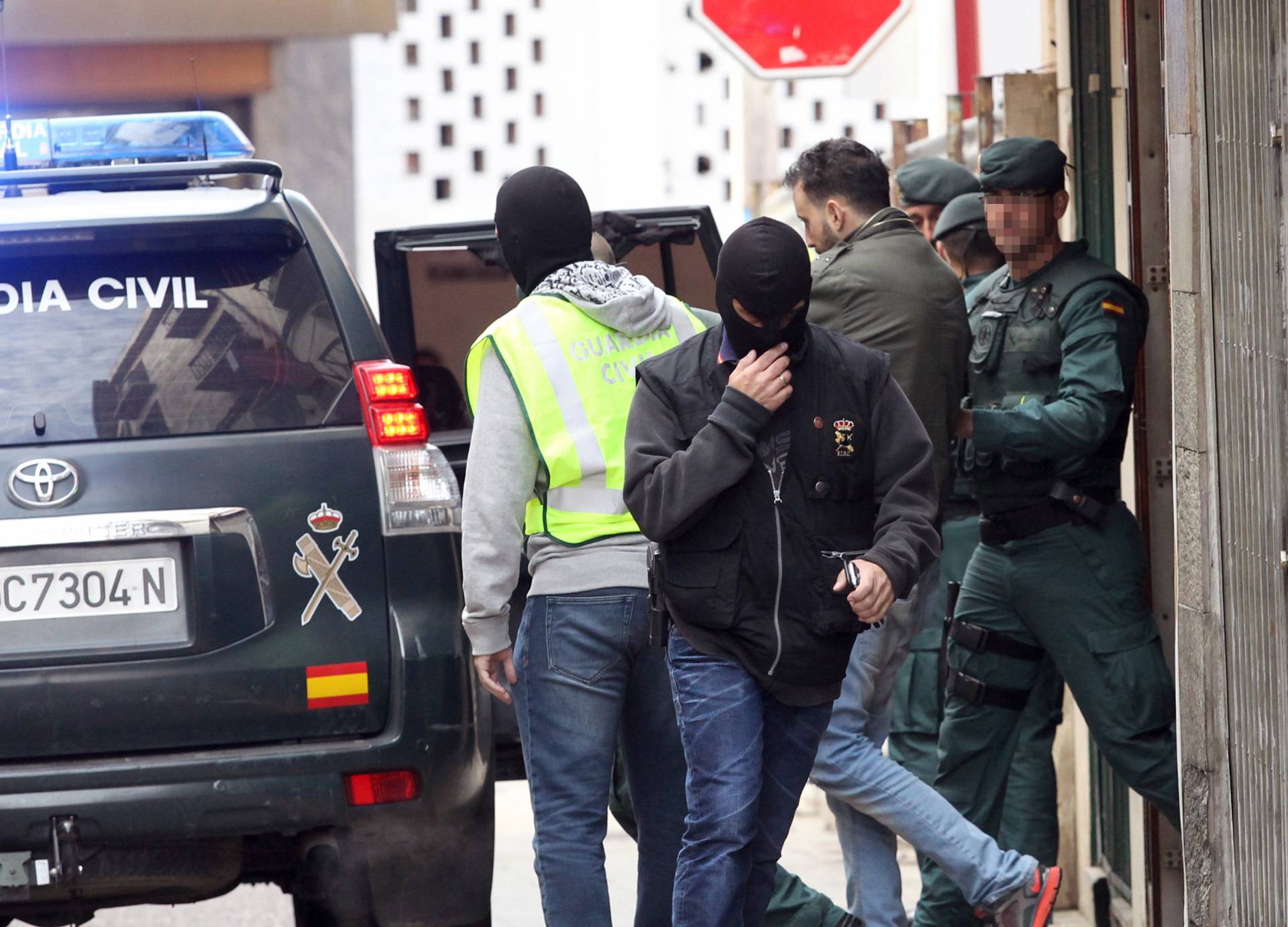 Operación policial contra una célula yihadista.