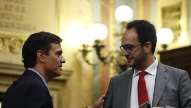 El PSOE recupera a Antonio Hernando cuatro años después de su dimisión