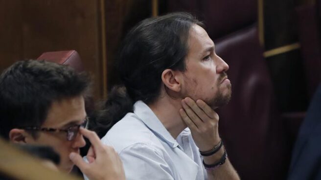 iglesias_errejon Pablo Iglesias e Íñigo Errejon, en sus escañ