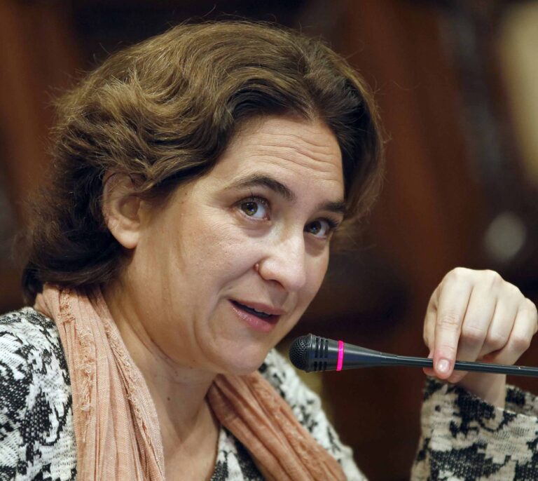 CSQP, contra Colau: "La consulta es un paripé promovido por gente que no se atreve a tomar decisiones"