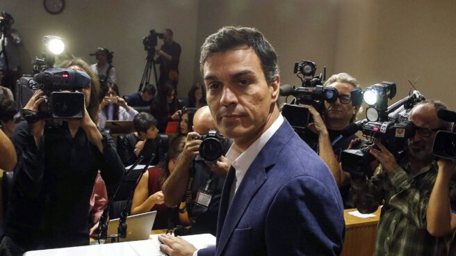 Pedro Sánchez anuncia que deja el escaño. Pedro Sánchez anuncia que deja el escaño.