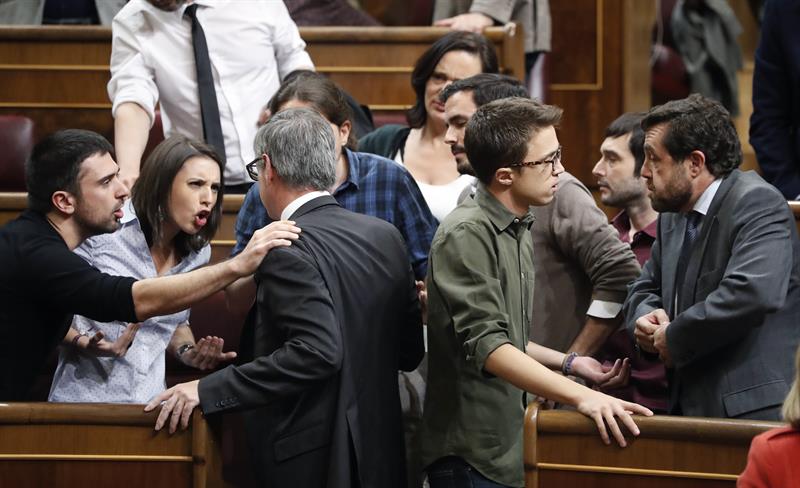 Errejón exige a Ciudadanos retractarse por calificarles de "amigos de los terroristas"