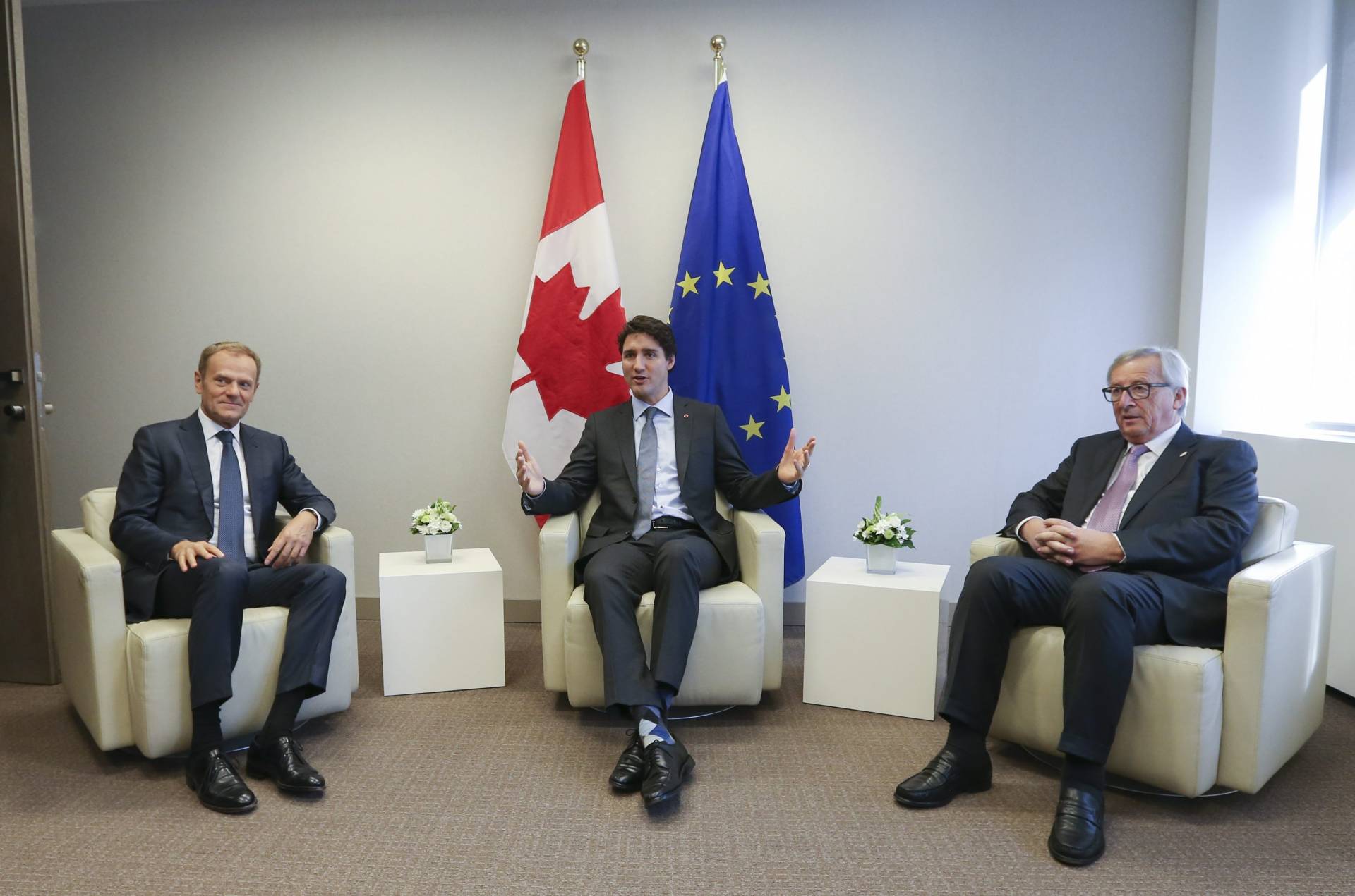 La Unión Europea y Canadá firman el acuerdo de libre comercio CETA
