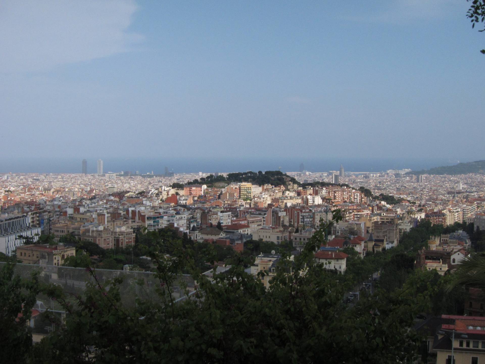Barcelona adelanta a Madrid y ya tiene los barrios más caros de España