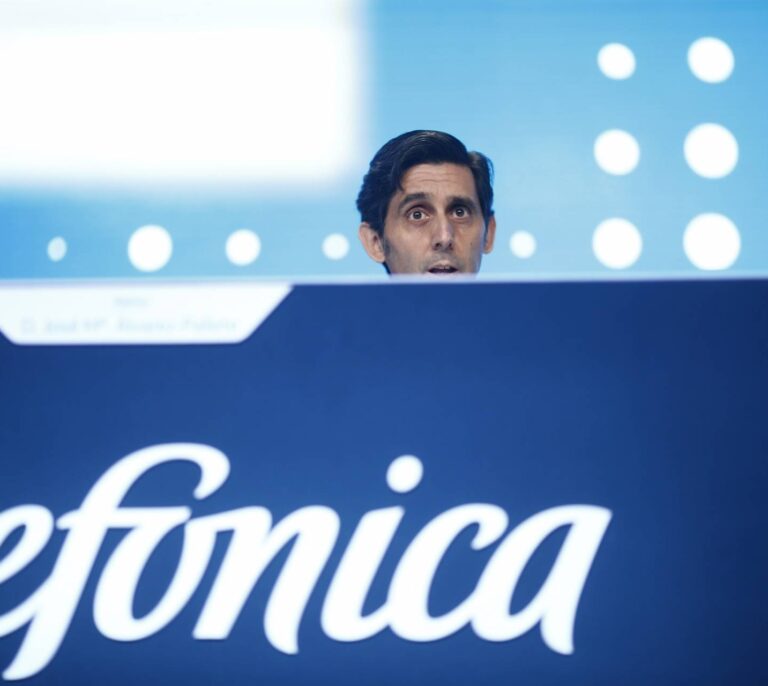 La CNMC impone a Telefónica rebajas del precio al que alquila líneas a otras compañías