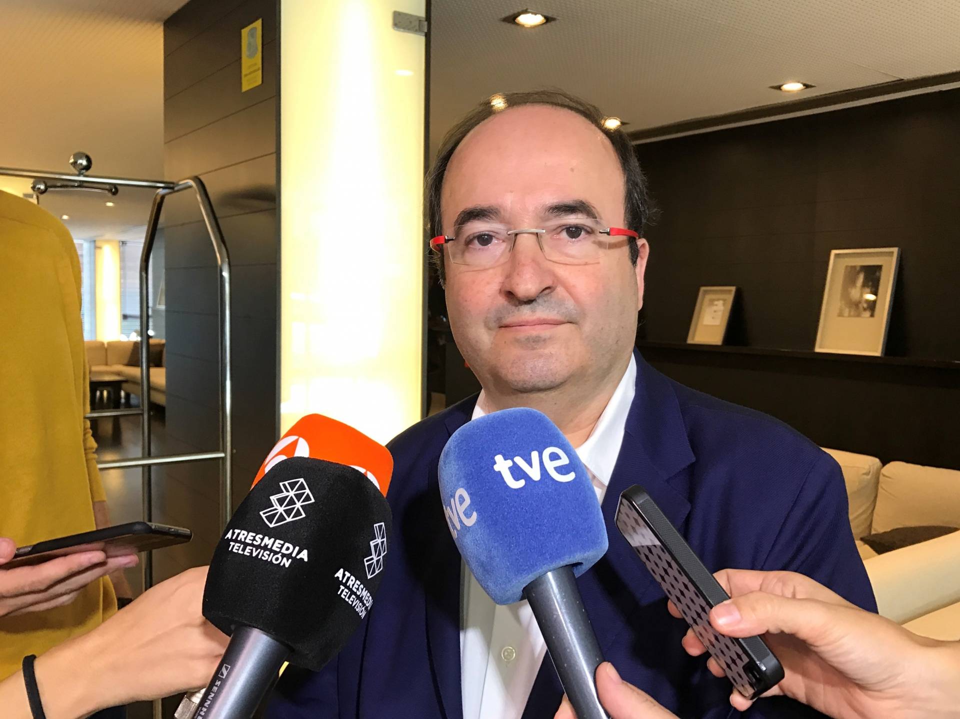 Iceta insiste en el 'no' y advierte al PSOE de que pasaría del 'sorpasso' al 'repaso'