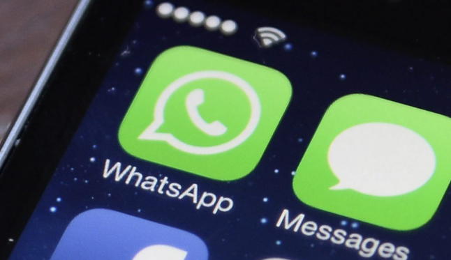 Bruselas pide a Whatsapp y Facebook que no compartan datos personales de sus usuarios