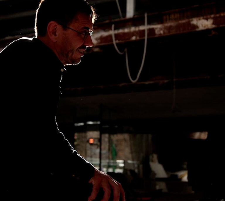 Monedero traslada a Iglesias que quiere ser "el Vázquez Montalbán" de Podemos