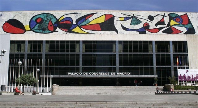 Fachada del Palacio de Congresos, en el Paseo de la Castellana.