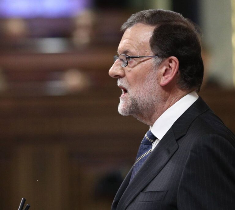 Rajoy pide apoyo para aprobar cuanto antes el Presupuesto que exige Bruselas