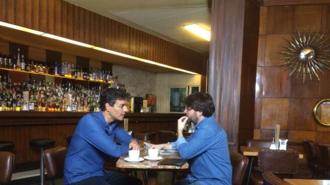 Jordi Évole entrevista a Pedro Sánchez. Jordi Évole entrevista a Pedro Sánchez.