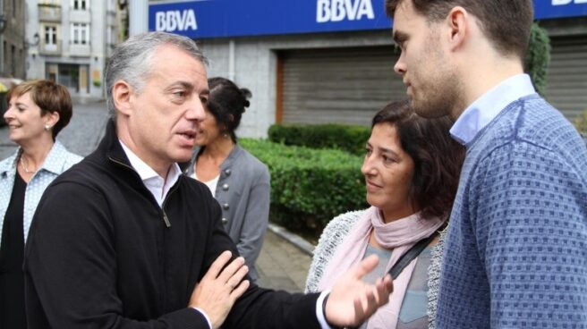 Iñigo Urkullu en Tolosa durante la pasada campaña electoral para las autonómicas.