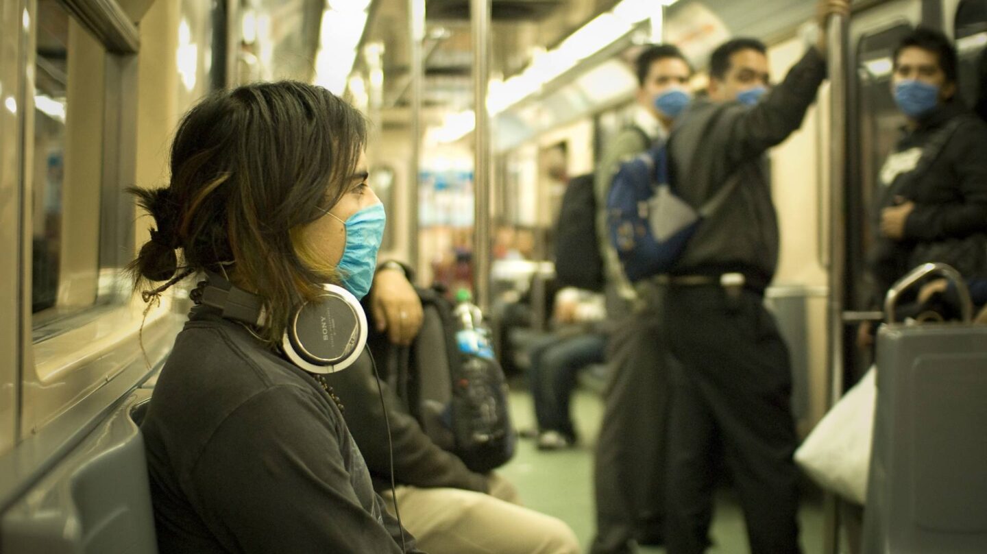 La OMS: los enfermos por coronavirus siguen contagiando 14 días tras  desaparecer los síntomas