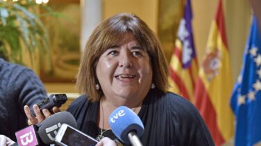 Podemos suspende de militancia a la presidenta del parlamento balear
