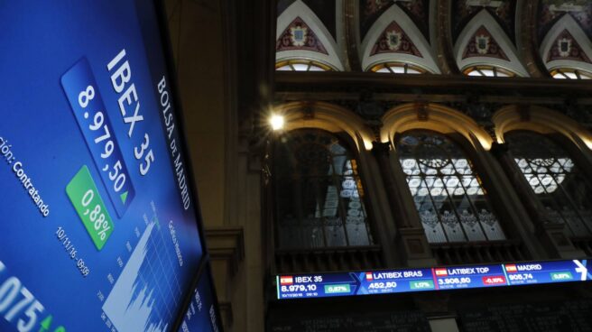 Interior de la Bolsa de Madrid. Interior de la Bolsa de Madrid.